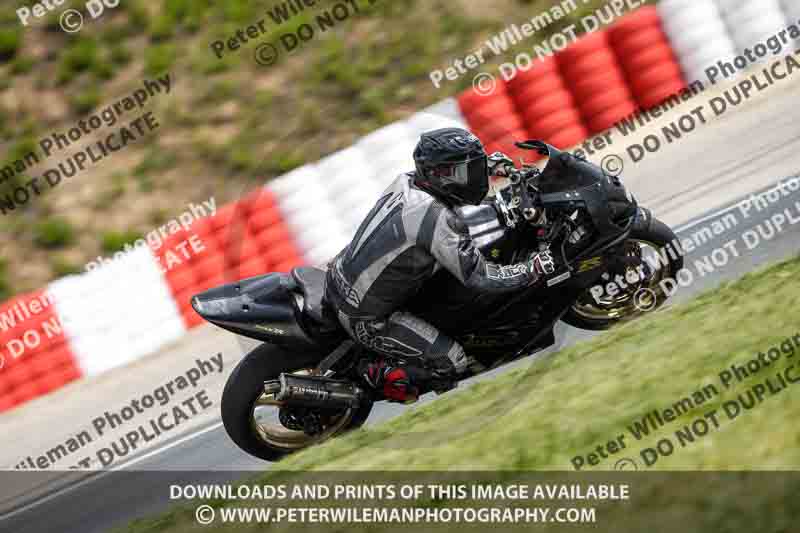 cadwell no limits trackday;cadwell park;cadwell park photographs;cadwell trackday photographs;enduro digital images;event digital images;eventdigitalimages;navarra;no limits trackdays;peter wileman photography;racing digital images;trackday digital images;trackday photos